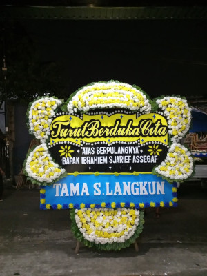 Papan Bunga Duka di Sinduharjo