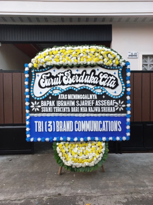 Papan Bunga Duka di Sinduharjo